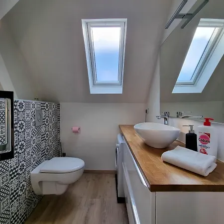 Apartment Travel Homes - Newgate 3, Elegant, Heart Of